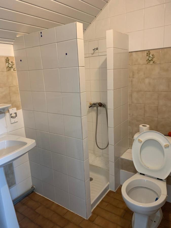 Hotel Le Cosy Pont-de-Chéruy Εξωτερικό φωτογραφία