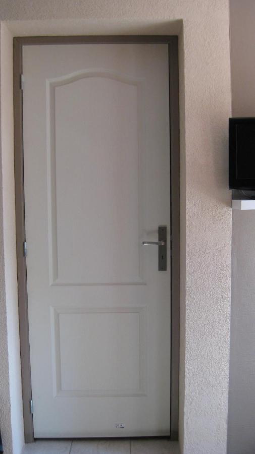 Hotel Le Cosy Pont-de-Chéruy Εξωτερικό φωτογραφία