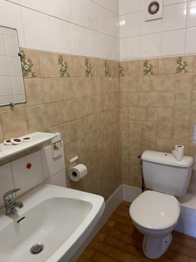 Hotel Le Cosy Pont-de-Chéruy Εξωτερικό φωτογραφία