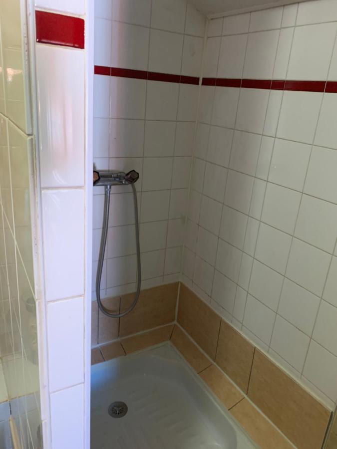 Hotel Le Cosy Pont-de-Chéruy Εξωτερικό φωτογραφία